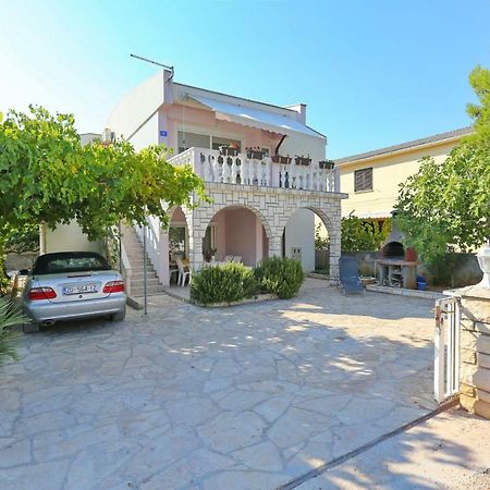 Villa Neyla Вир Экстерьер фото