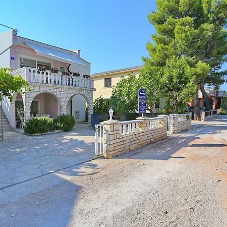 Villa Neyla Вир Экстерьер фото