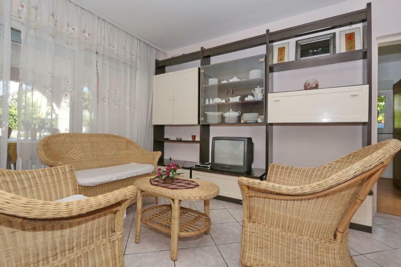 Villa Neyla Вир Экстерьер фото